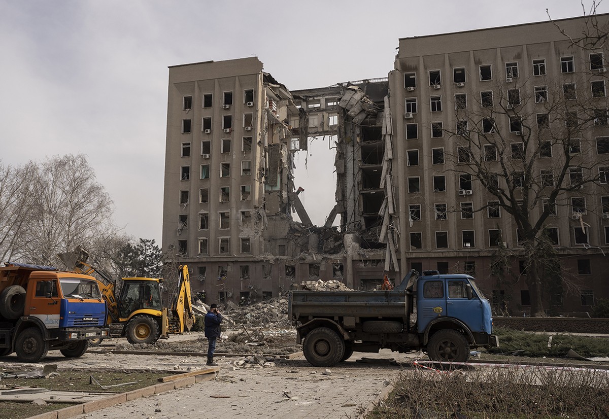 Reconstrução da Ucrânia custará quase US$ 600 bilhões, calcula Banco Mundial