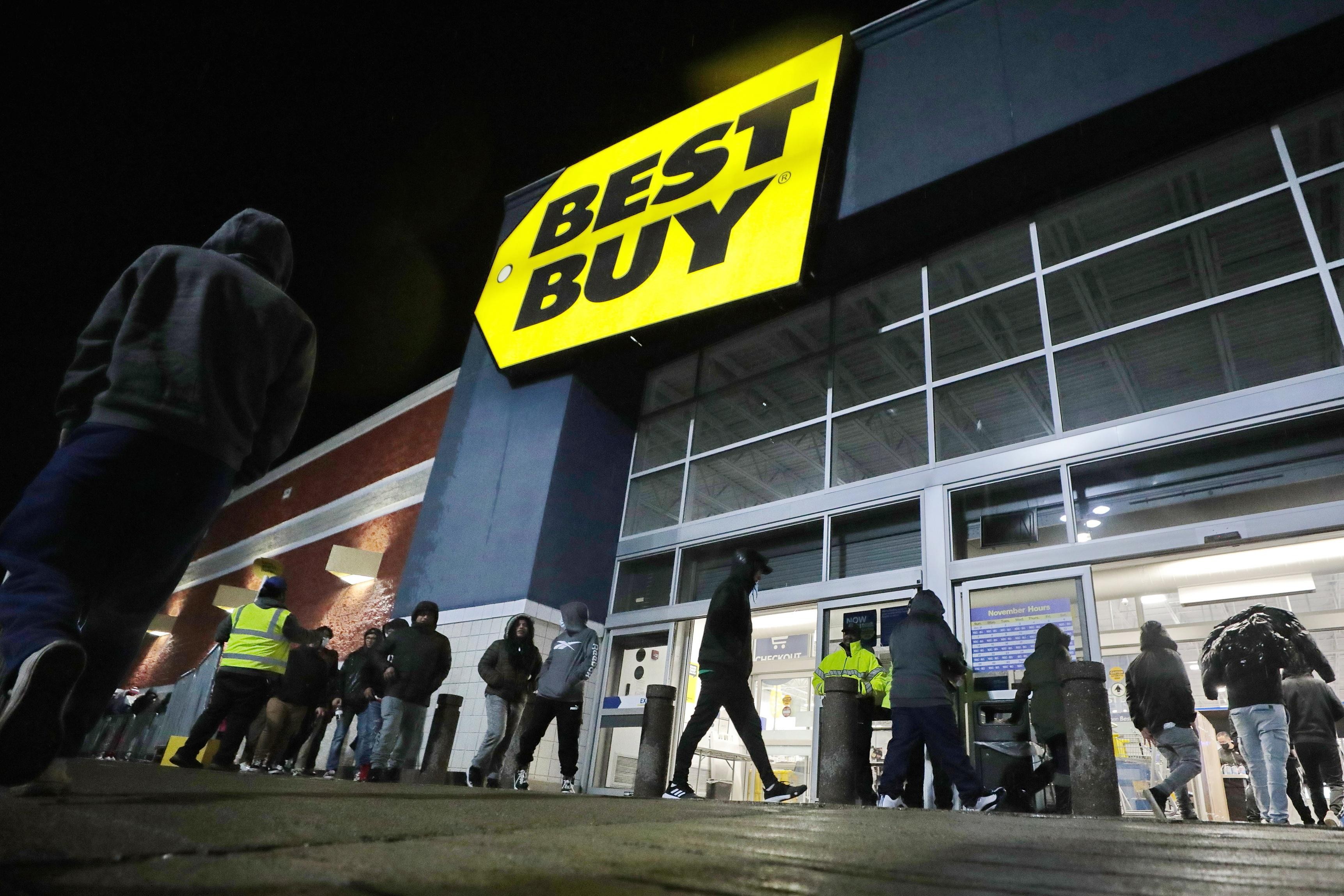 Best Buy registra lucro forte e eleva projeção anual - QTU Questões do Universo