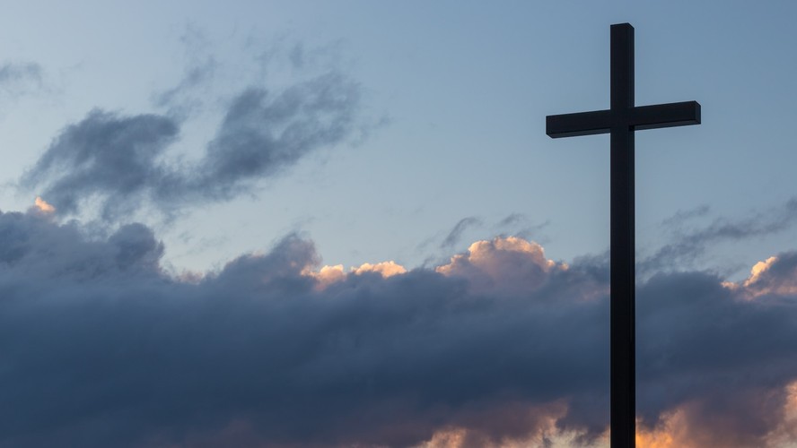 Brasil tem mais templos religiosos do que unidades de ensino e saúde somadas