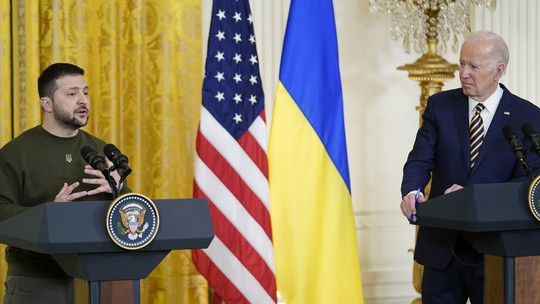 Ucrânia diz confiar nos EUA após orçamento americano ser aprovado sem previsão de ajuda