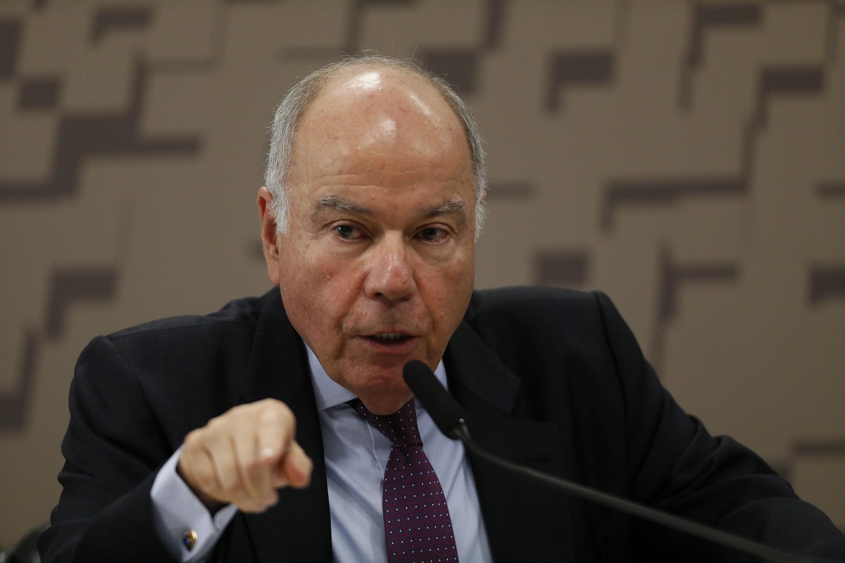 Ordem mundial está sendo desmontada pelos EUA, diz Mauro Vieira