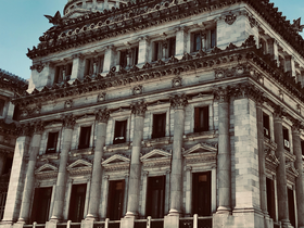 Congresso da Argentina aprova lei que reduz a maioridade penal para 14 anos