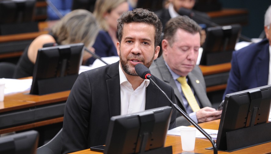 Rachadinha: STF autoriza abertura de inquerito para investigar André Janones