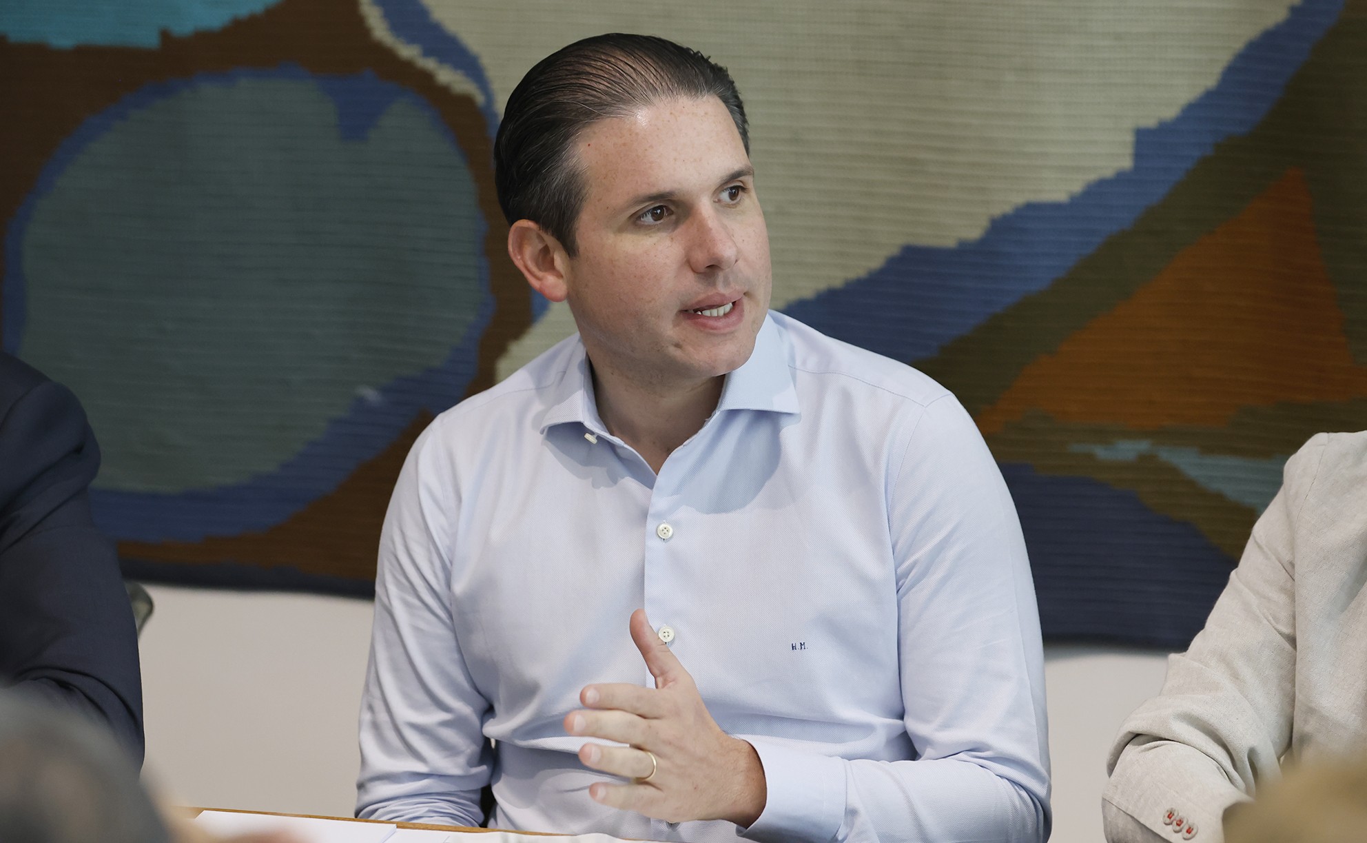 Motta diz buscar acordo com governo para votar PEC que prevê 1% da receita para assistência social