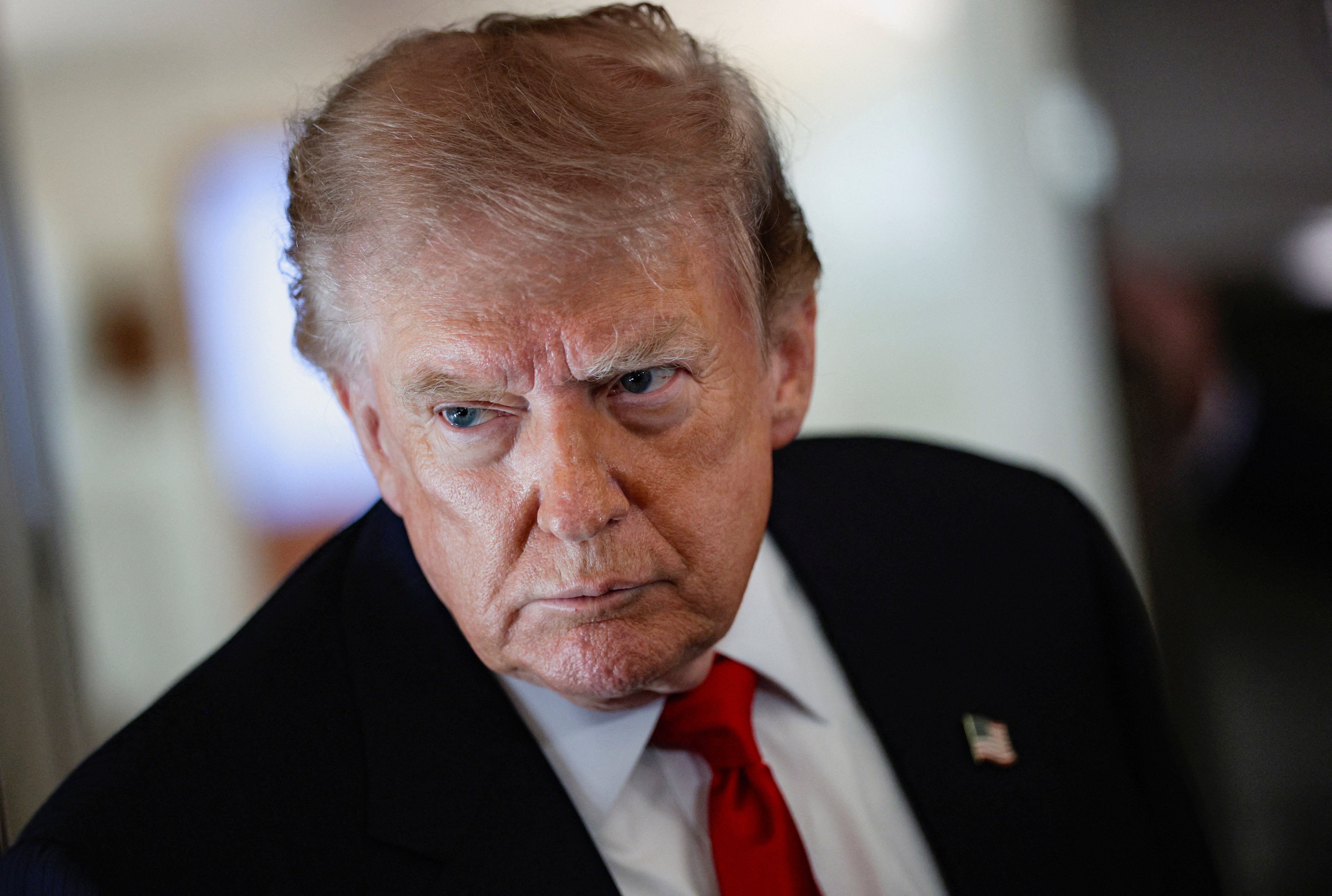 Trump diz que pode retirar indicao e depois renomear Bla | QTU - Notícias