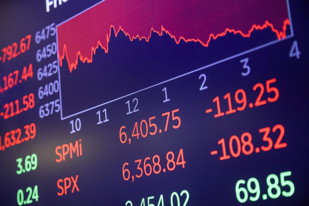 Bolsas de NY despencam pressionadas por 'tech' e ‘payroll’ acima do esperado