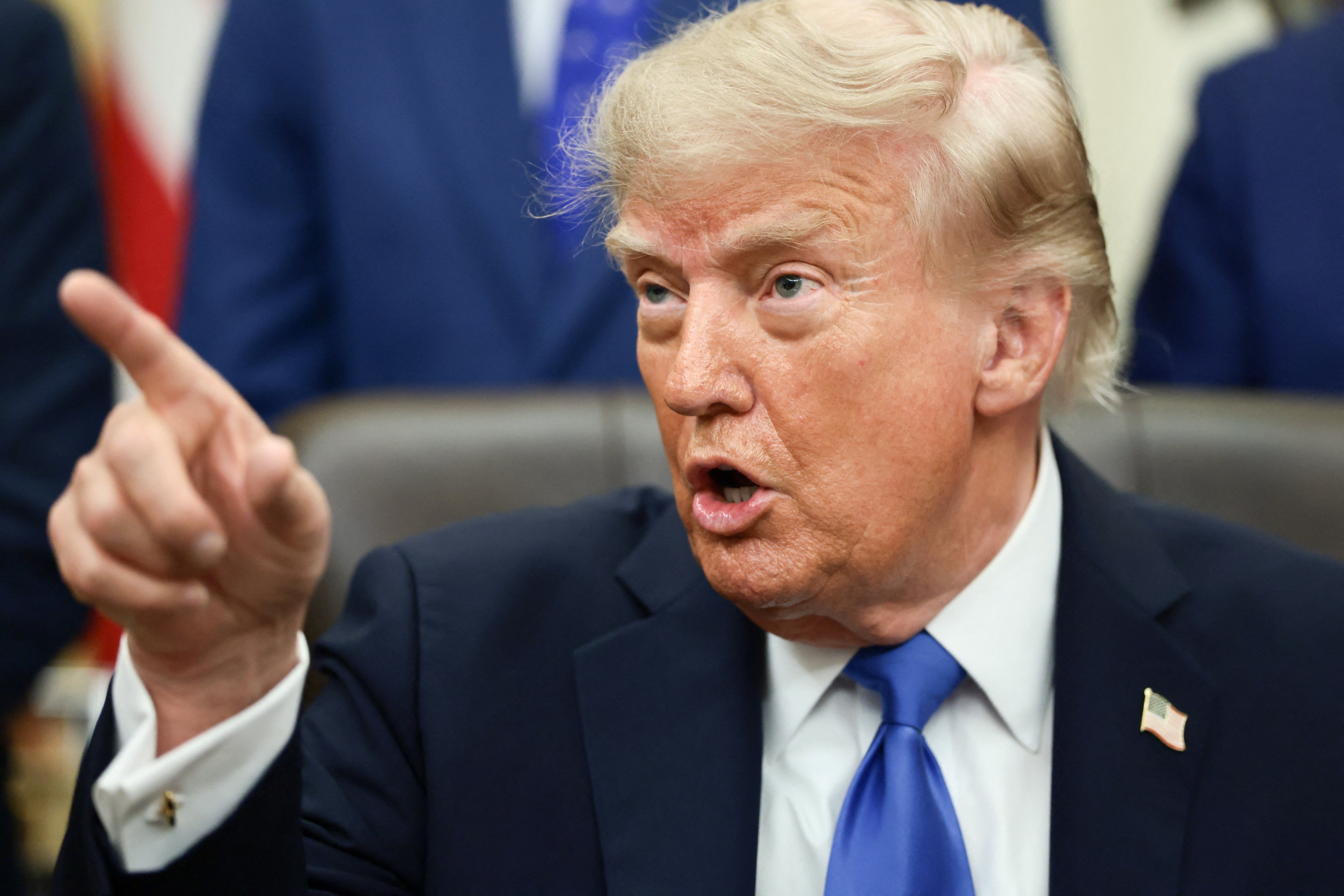 Trump pressiona Fed e diz que taxa de juros alta coloca EUA em desvantagem: 'Não vou permitir isso' - Foto