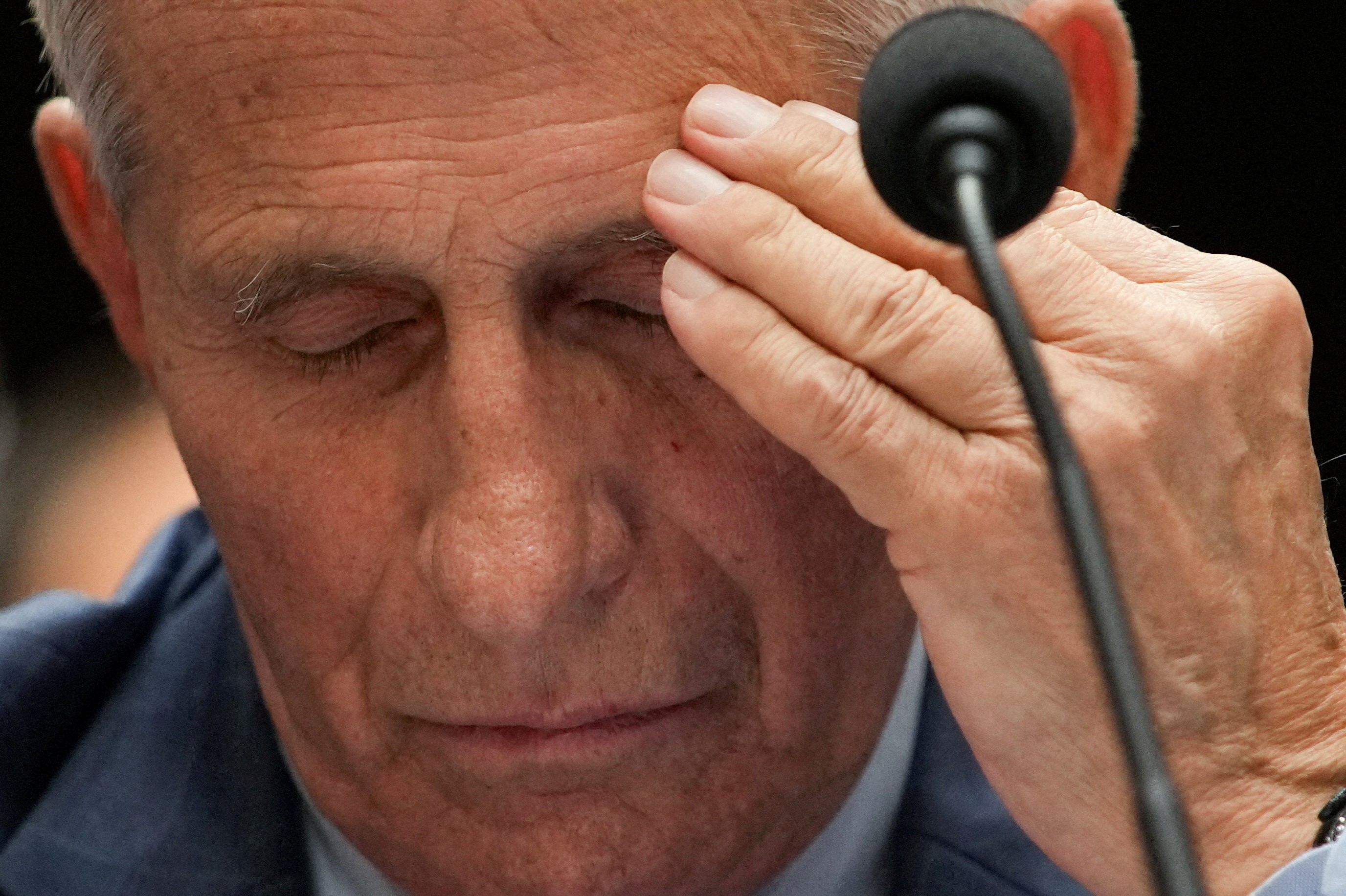 Comissão do Senado dos EUA vota para responsabilizar Fauci por desacato ao Congresso - QTU Questões do Universo