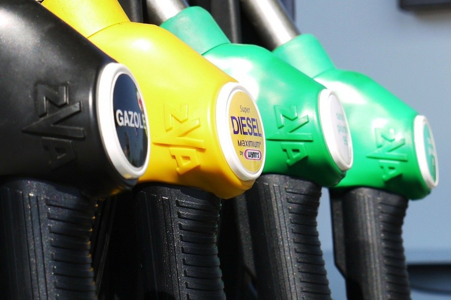 Por que o preço do diesel não para de aumentar no Brasil | Brasil | Valor  Econômico
