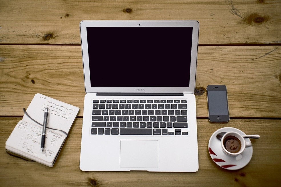 Produtividade - trabalho - notebook  - home office  — Foto: Pixabay