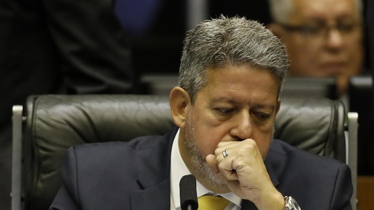 Lira sugere a Lula trocar Rui Costa por Haddad na Casa Civil
