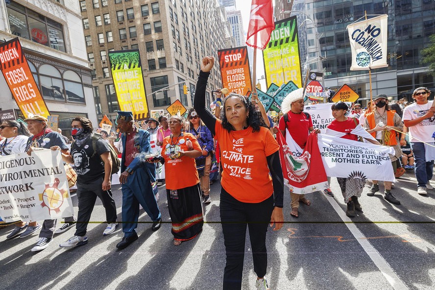 IMAGE DISTRIBUTED FOR CPD CLIMATE JUSTICE - Center for a Popular Democracy Action joined over 75,000 people for the March to End Fossil Fuels on Sunday, September 17 2023 in New York. Sara Kerens/AP I