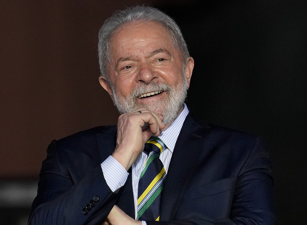 Lula: a senadores, ex-presidente disse que quer o ex-governador Geraldo Alckmin em sua chapa para presidência — Foto: Natacha Pisarenko/AP