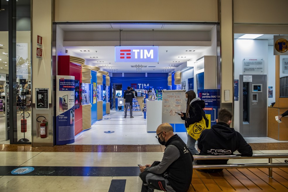 TIM Brasil dobra lucro no segundo trimestre, Empresas