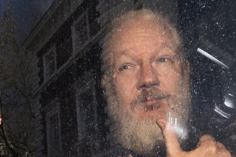 Julian Assange em abril de 2019 — Foto: Victoria Jones/PA via Associated Press