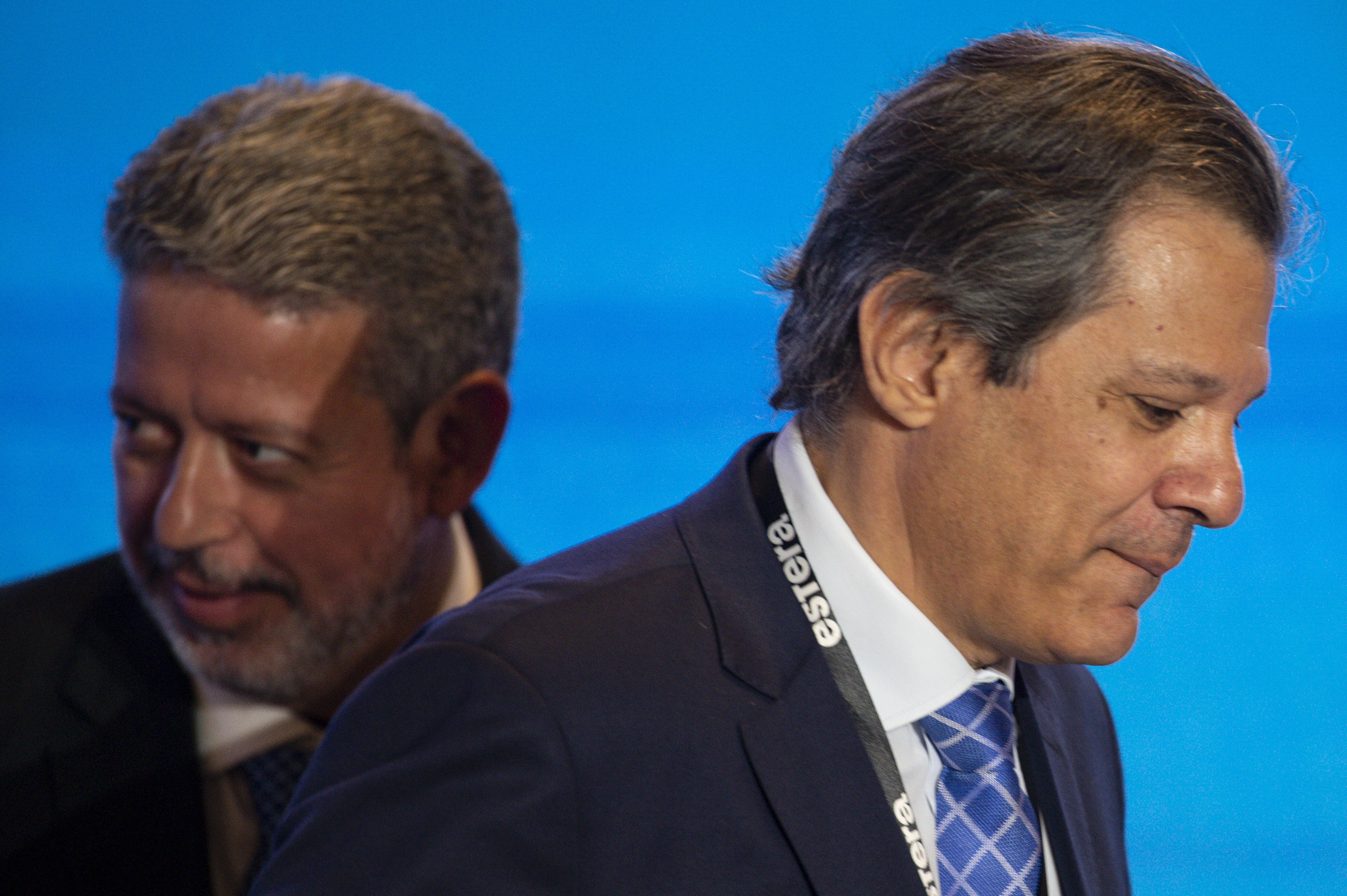 Haddad pediu para Lira adiar relatório do projeto sobre Imposto de Renda, diz líder do governo