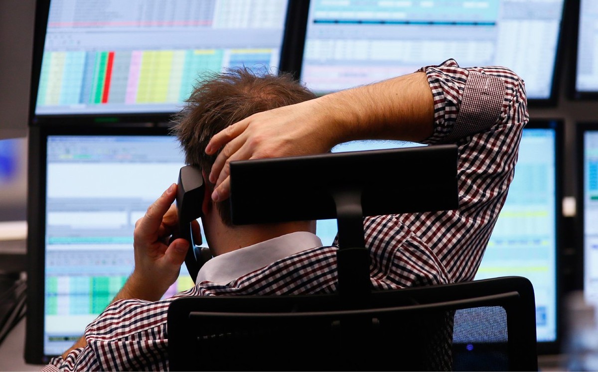 Bolsas da Europa recuam com realização de lucros e cautela antes de decisão do Fed