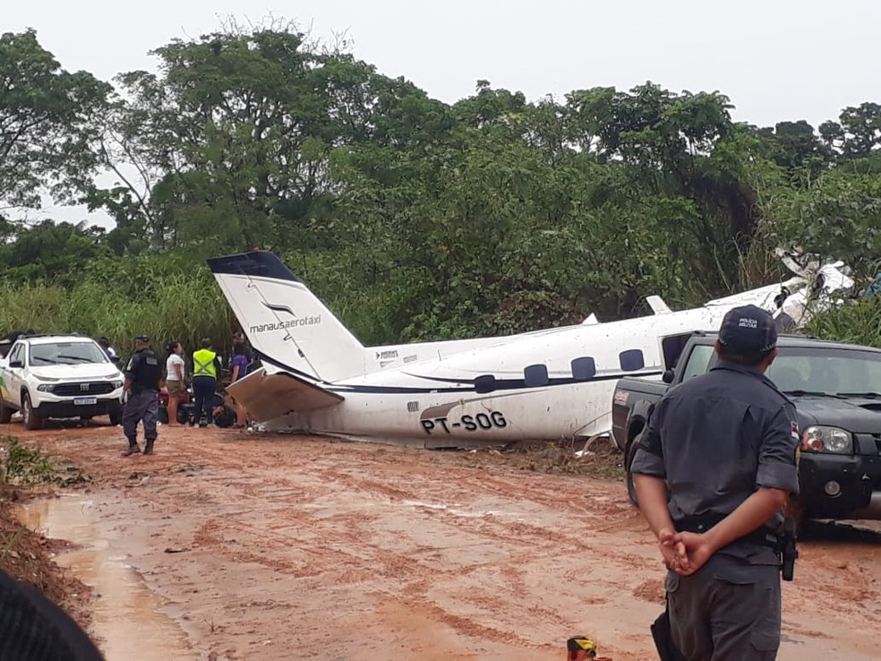 Avião cai em Barcelos, interior do Amazonas — Foto: Governo do Amazonas