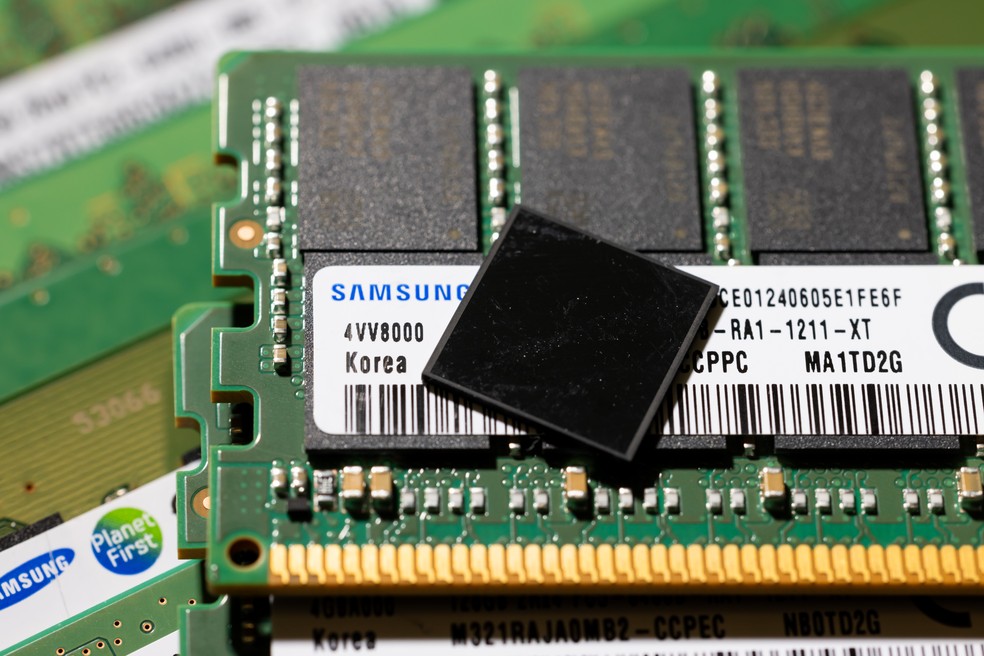 Chip de memória da Samsung Electronics — Foto: Divulgação