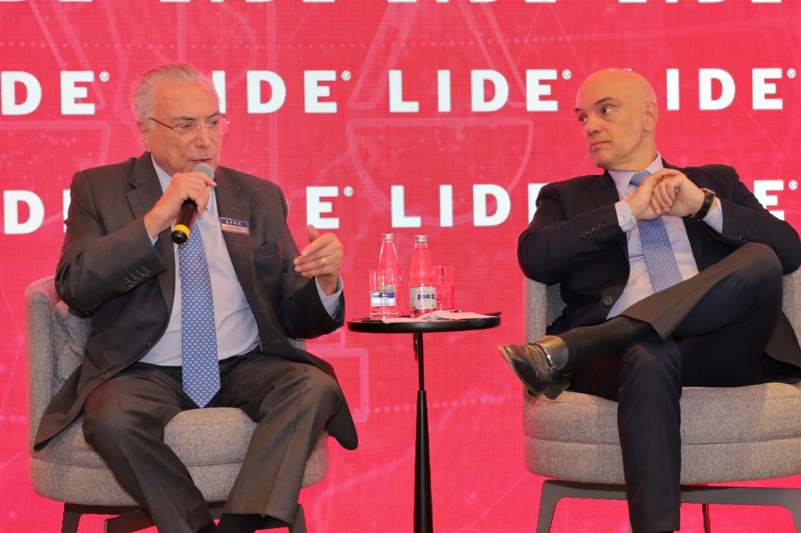 Tarcísio elogia Temer um dia após Eduardo Bolsonaro criticar ex-presidente por elo com Moraes