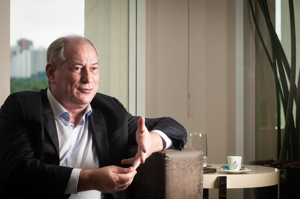 Ciro encontra caminhoneiros em São Paulo e se compromete com ...