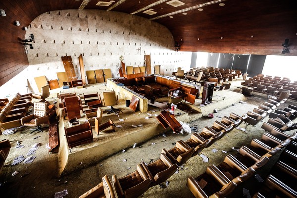 Plenário do STF ficou destruído nos atos golpistas de 8 de janeiro de 2023 — Foto: Fellipe Sampaio /SCO/STF