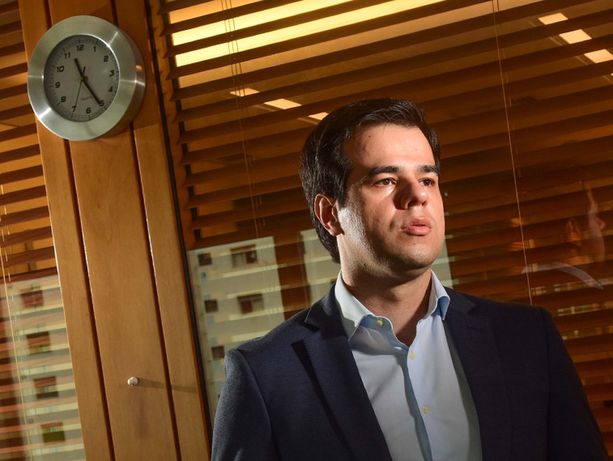 Clave estreia com estratégia de ações