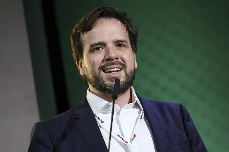 Consolidação do mercado de telefonia móvel não vai acontecer mais, diz presidente da Anatel