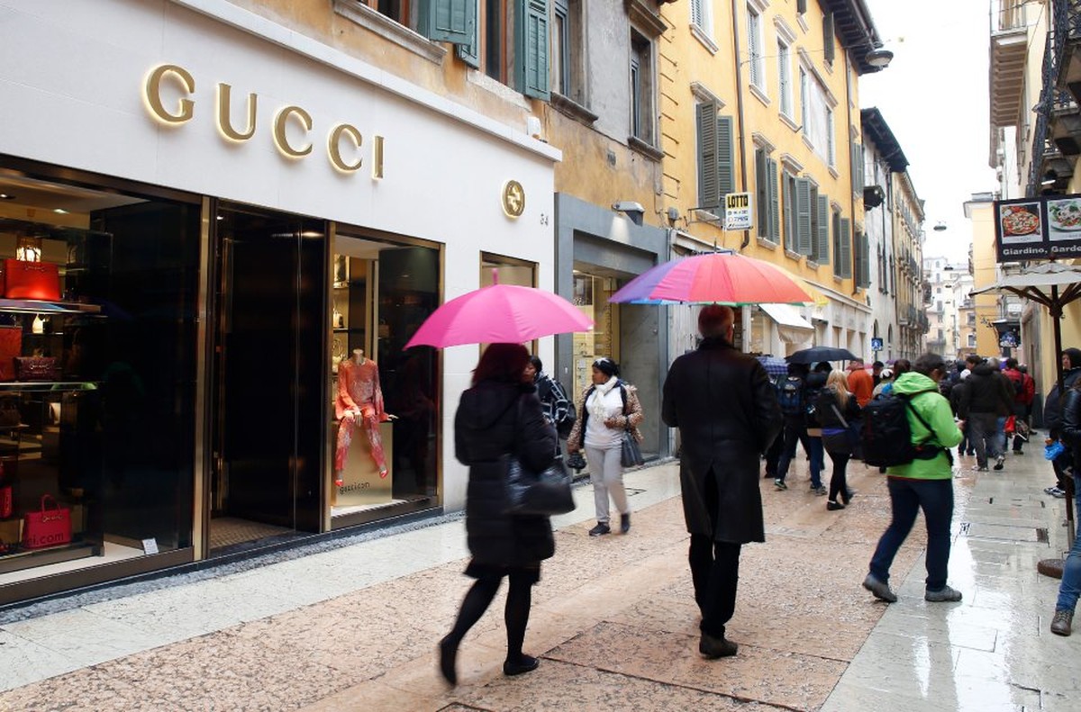 Vendas da Gucci despencam e impõem desafio à controladora