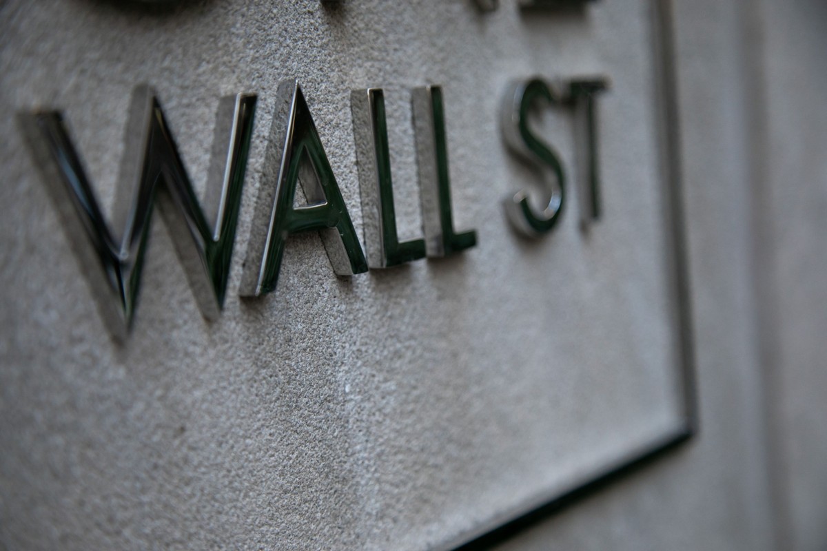 Bolsas de NY: Dow Jones sube 0,29% mientras Nasdaq cae 1,32%