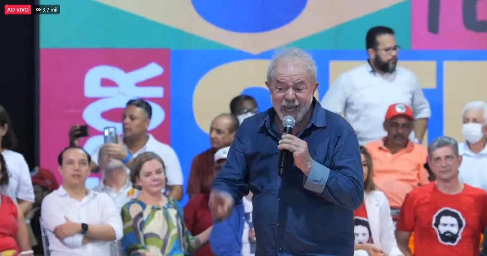 Lula em evento em Aracaju — Foto: Reprodução/Facebook