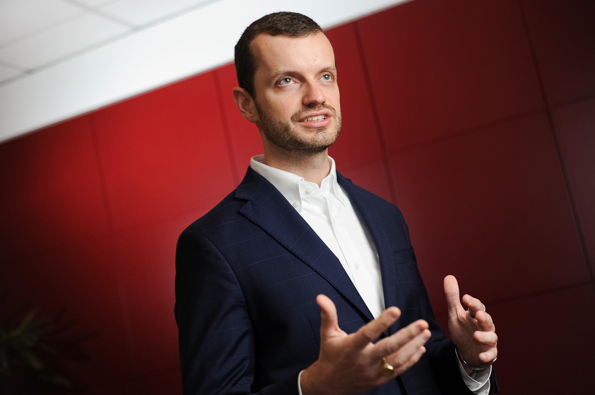 Mesmo com ajuste fiscal, real seguirá vulnerável se Brasil perder a corrida por data centers, diz Azul Wealth Management