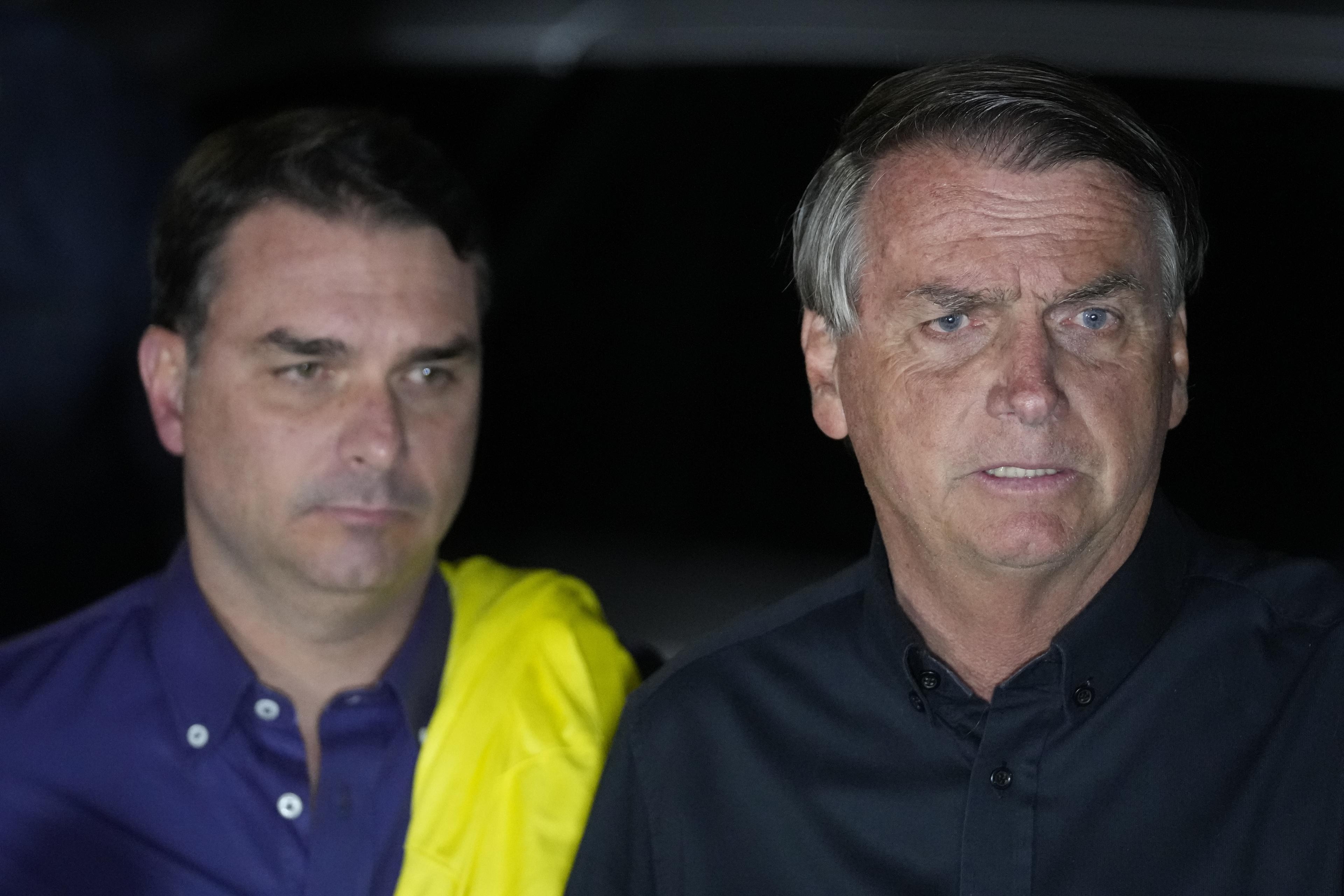 Lindbergh pede que Flávio e Bolsonaro sejam incluídos em inquérito de atuação de Eduardo nos EUA