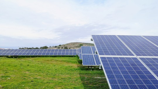 Raízen vende 31 projetos de usinas de geração solar a empresa controlada pelo Pátria Investimentos