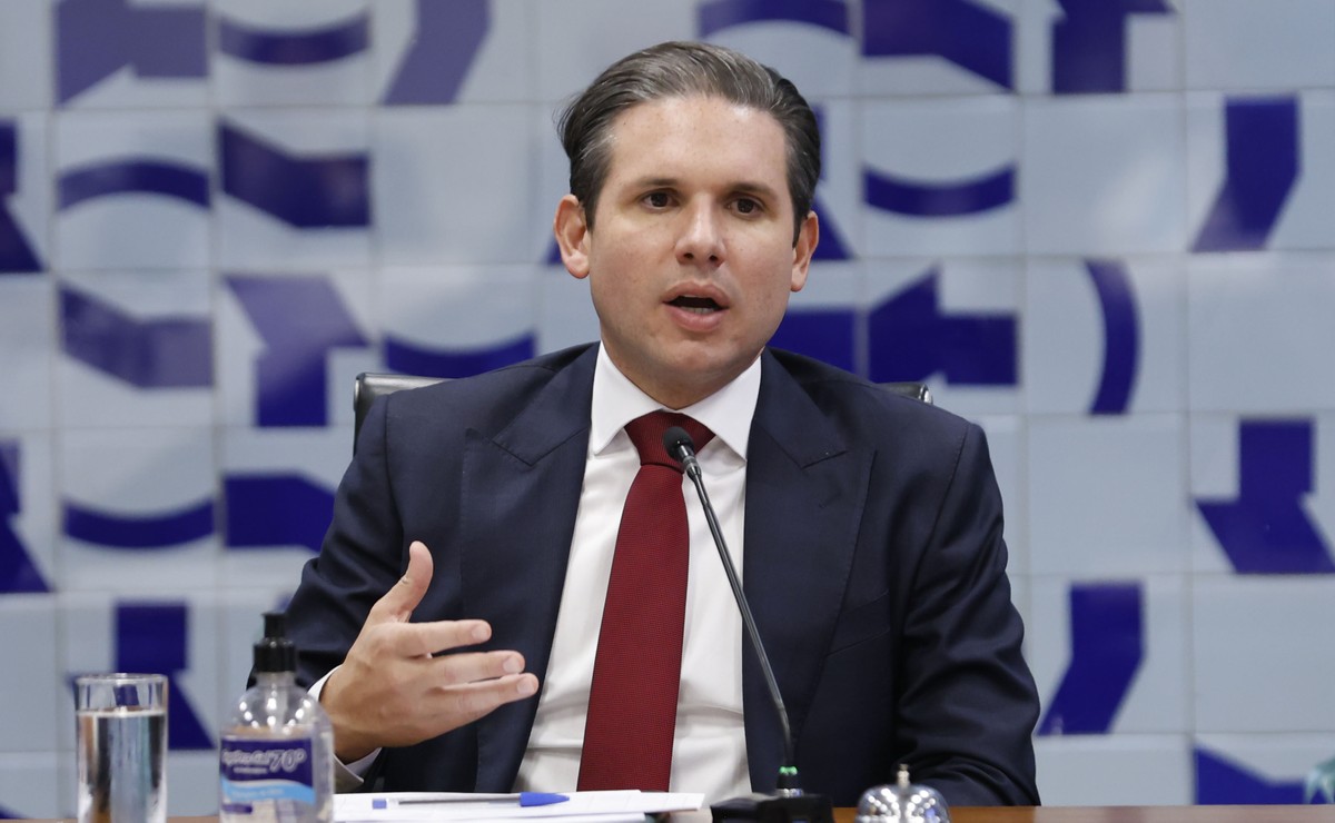Hugo Motta critica investigação da PF sobre Valdemar Costa Neto