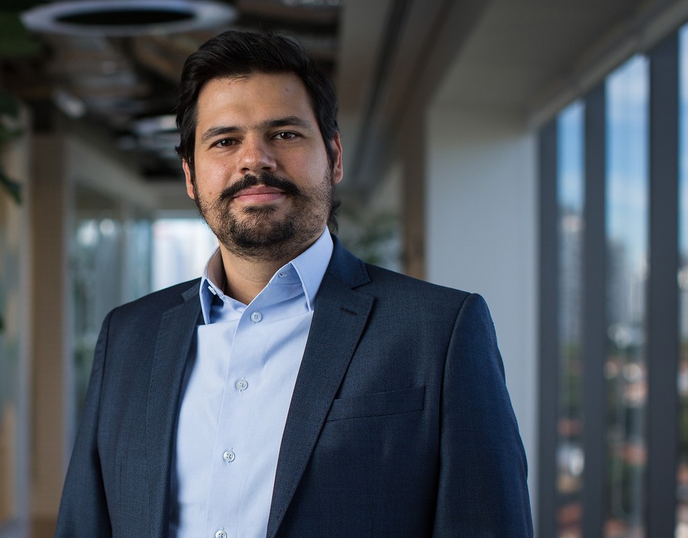 Para Marco Caruso, do Santander, existe a percepção no mercado de que um ajuste na Selic pode precisar ser mais célere, o que contribui com a precificação de alta de 0,5 ponto nos juros futuros — Foto: Divulgação