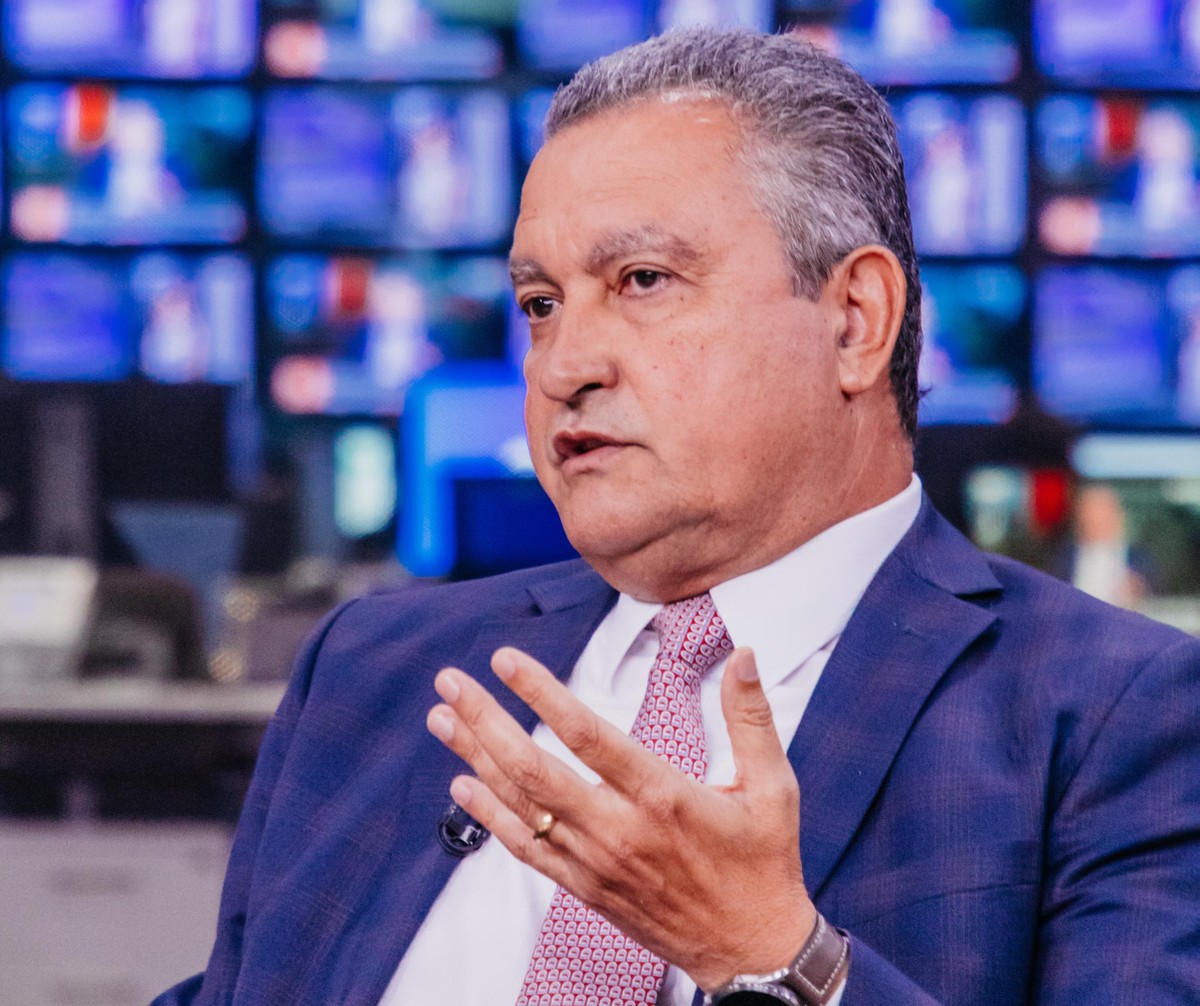 Brasil vai trabalhar para diversificar parceiros comerciais após tarifaço, diz Rui Costa
