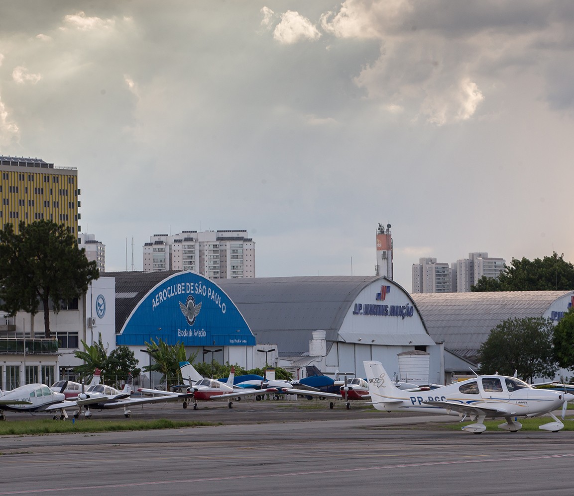 Metrópole paulista tem carência de infraestrutura que deve se agravar no futuro, diz secretário de Aviação Civil - QTU Questões do Universo