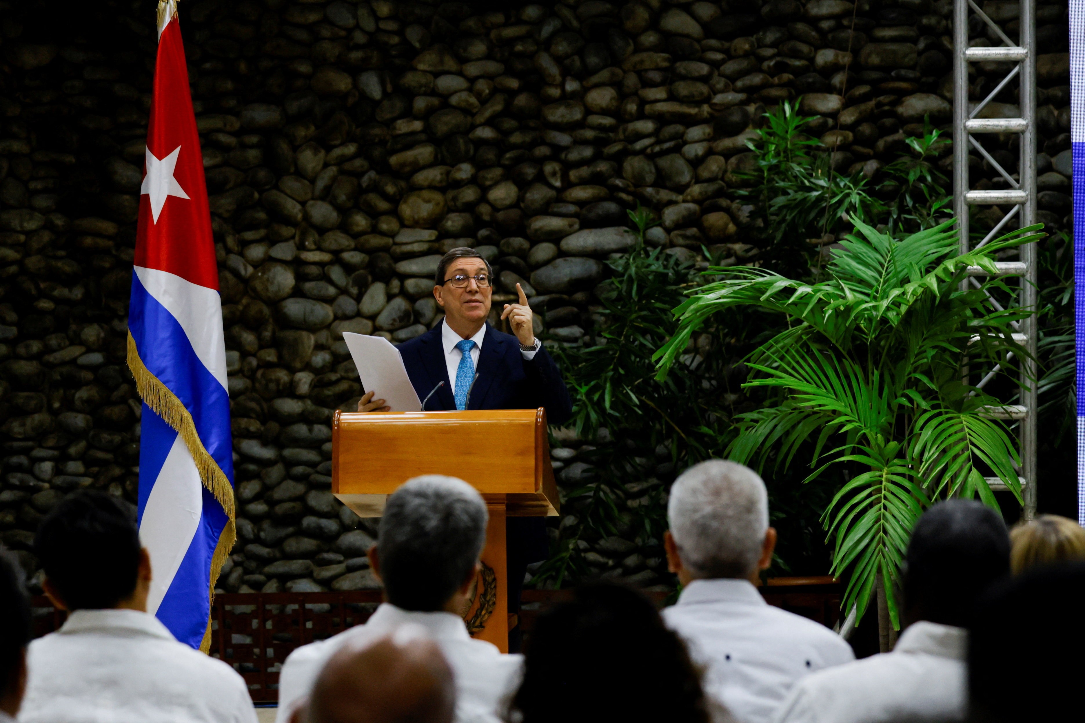 Chanceler de Cuba diz que negociações com EUA não sinalizam ‘nenhum progresso’