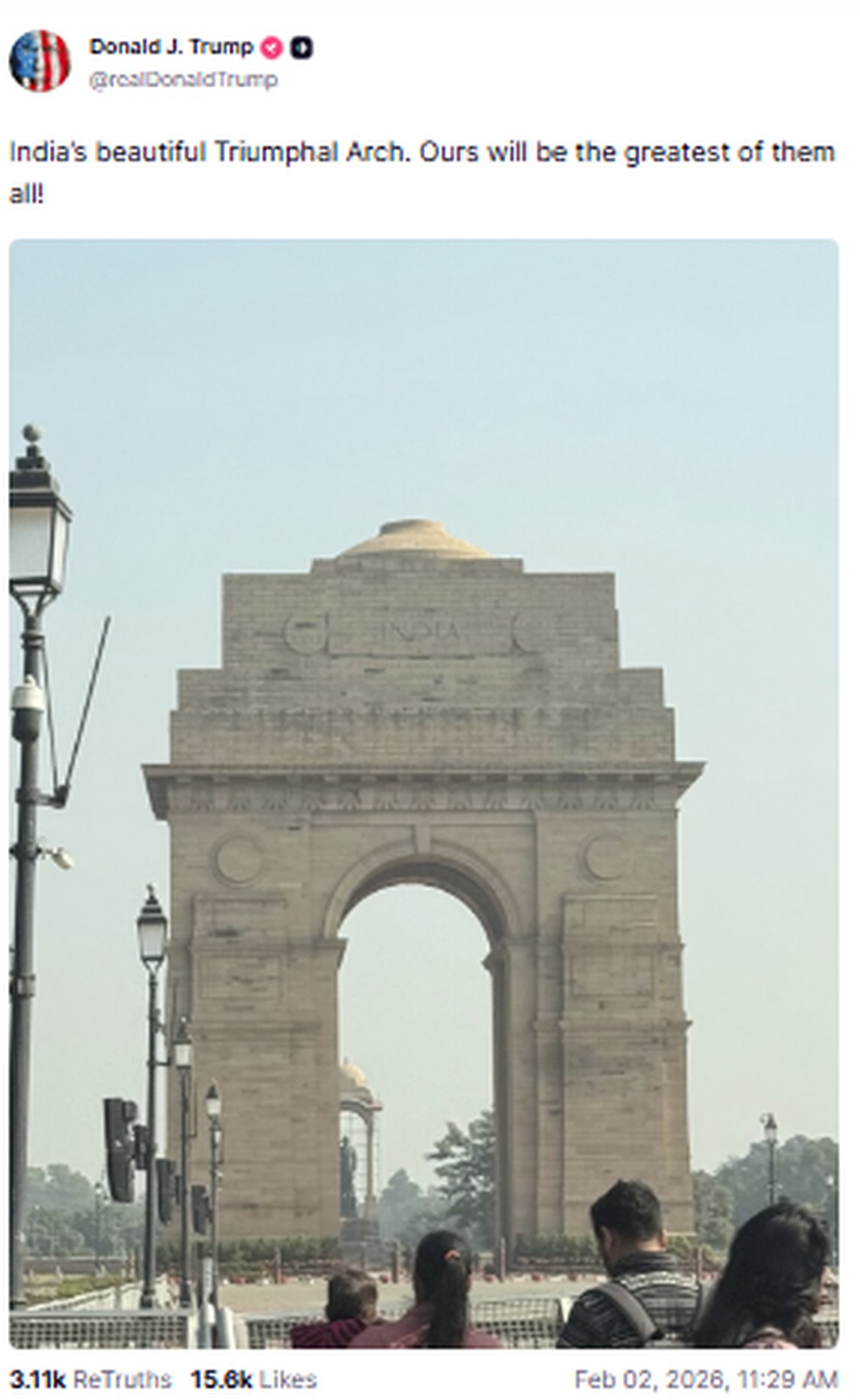 Presidente Donald Trump comenta sobre Arco do Triunfo na Índia — Foto: Redes Sociais
