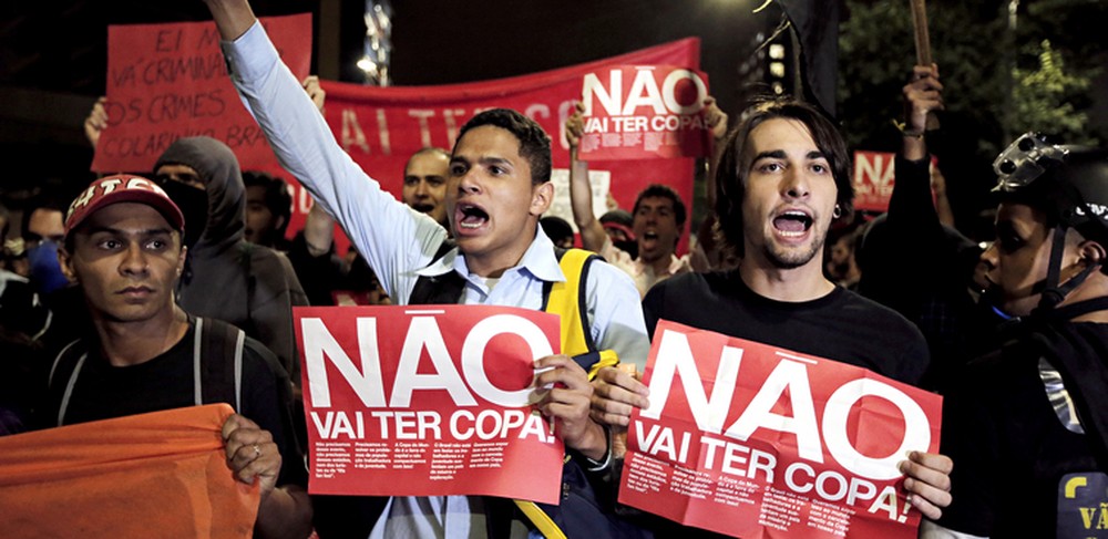 Protesto tem mais policiais que manifestantes | Política | Valor Econômico
