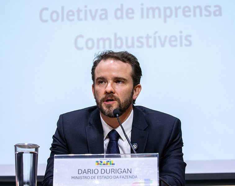 Governo retira subvenção do diesel após acordo EUA-Irã