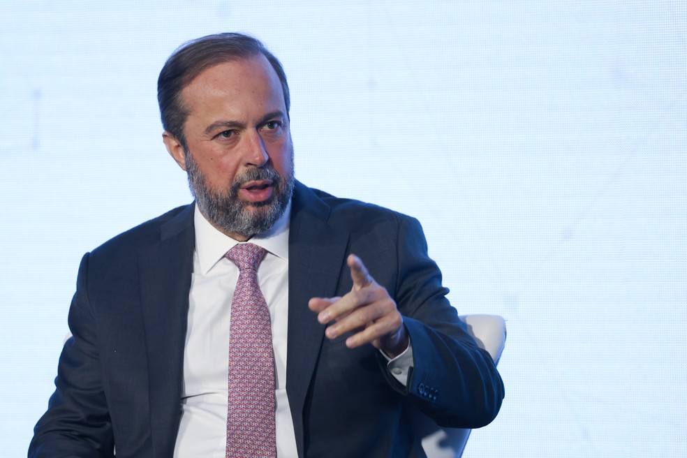 O senador Esperidião Amin (PP-SC) cobra do ministro de Minas e Energia, Alexandre Silveira (foto), explicações sobre o acordo bilionário firmado entre a ENBPar, a Ande (empresa estatal paraguaia) e a Itaipu Binacional — Foto: Fabio Rodrigues-Pozzebom/Agência Brasil