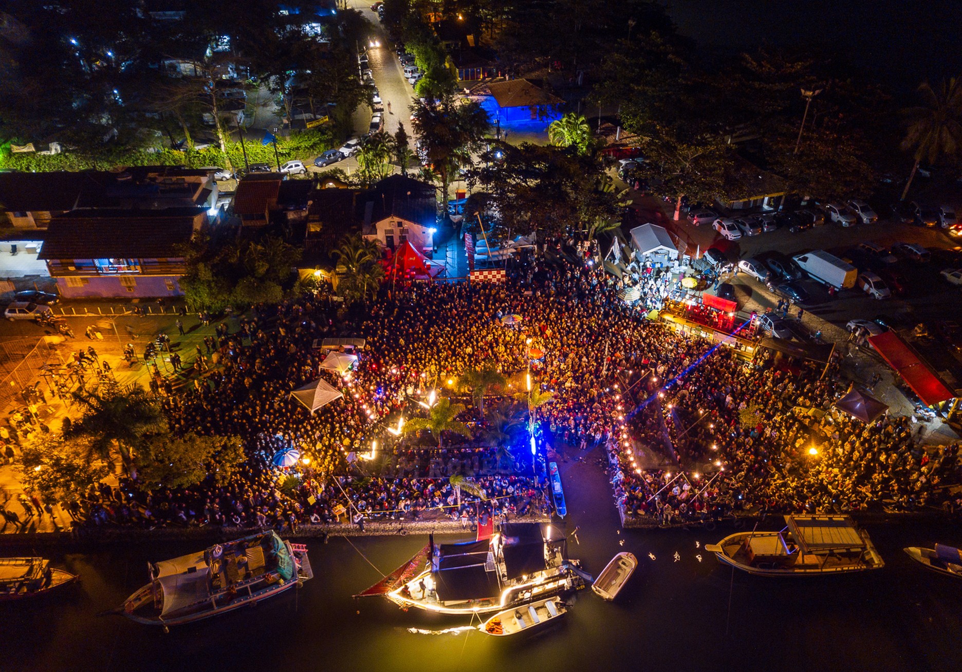 Paraty: Turismo é 80% da economia local com eventos variados