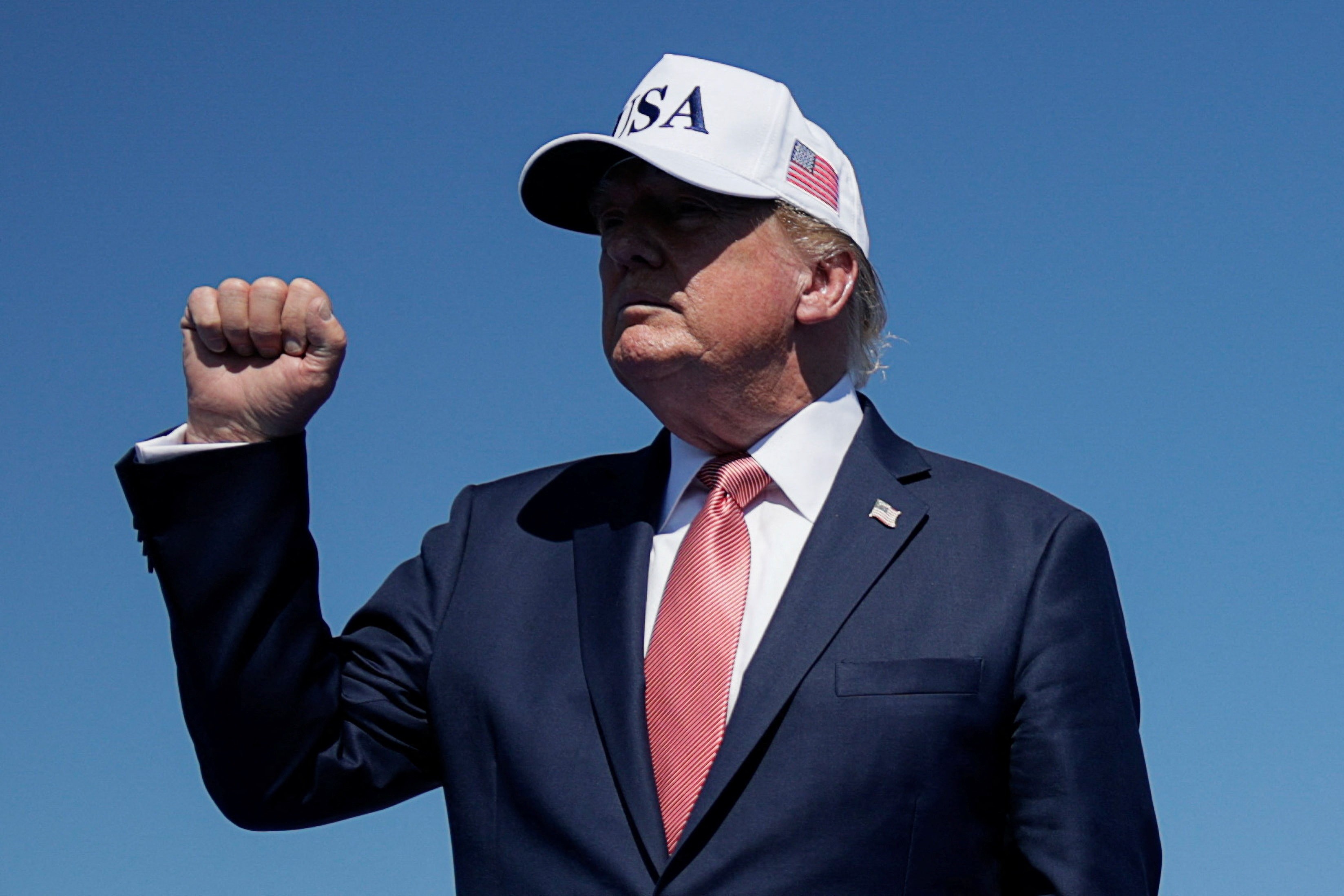 Trump promete dar US$ 5 mil a cada adulto se republicanos mantiverem maioria no Congresso - Foto
