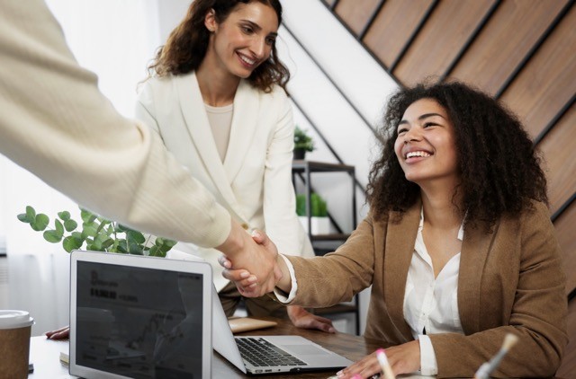 Catho divulga top 10 benefícios mais oferecidos pelas empresas em 2026 - Foto