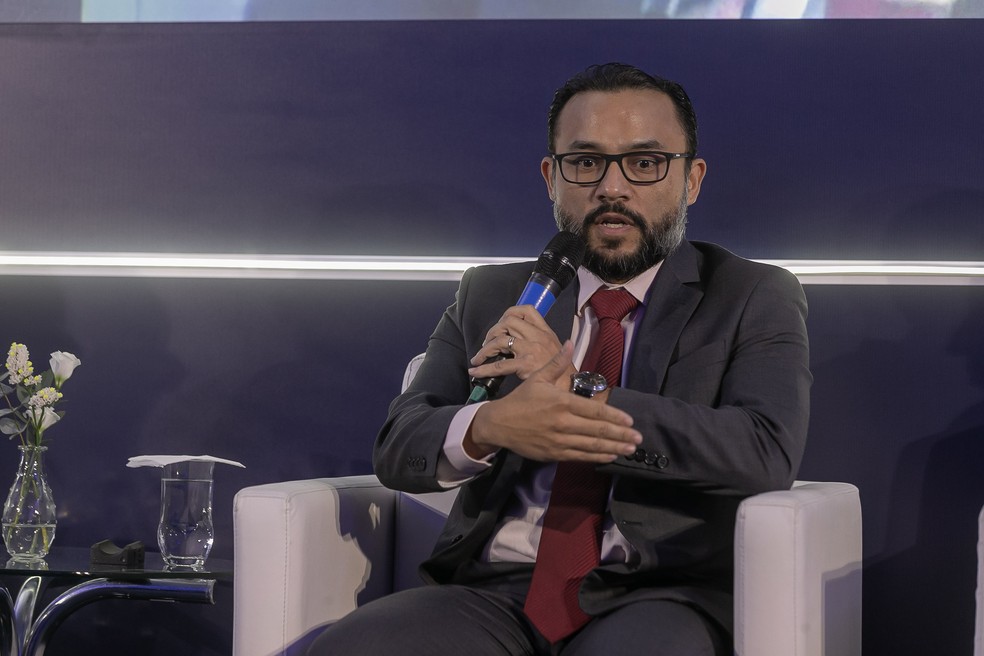 Anselmo Leal, diretor-presidente da Águas do Rio — Foto: Marco Sobral/GLab