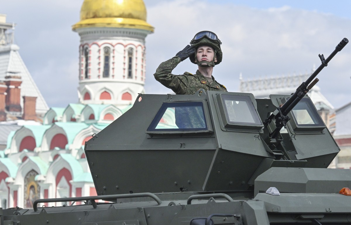 Rússia X Finlândia: Compare população, PIB, território e poder militar dos dois países