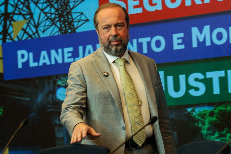 Ministro de Minas e Energia Alexandre Silveira: setor de grandes data centers se expandem globalmente na esteira da consolidação da IA — Foto: Wilson Dias/Agência Brasil