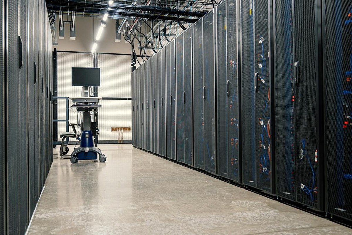 FT: ‘Data centers’ buscam rating para desbloquear crédito para ...